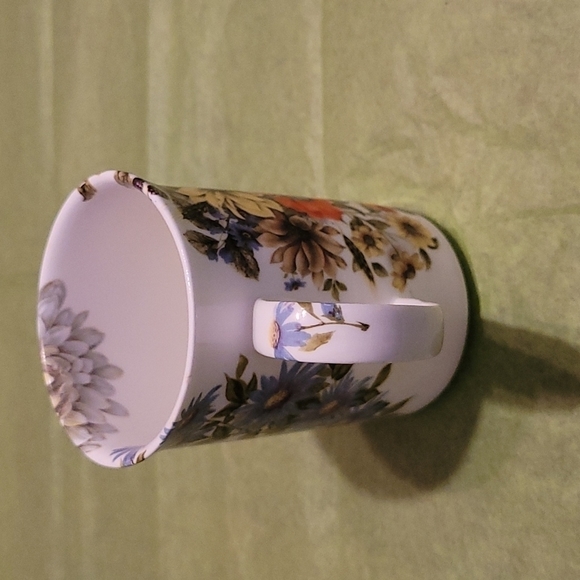 𝅺FINE bone china coffee cup. Flowers. Beautiful cup - Picture 4 of 5
